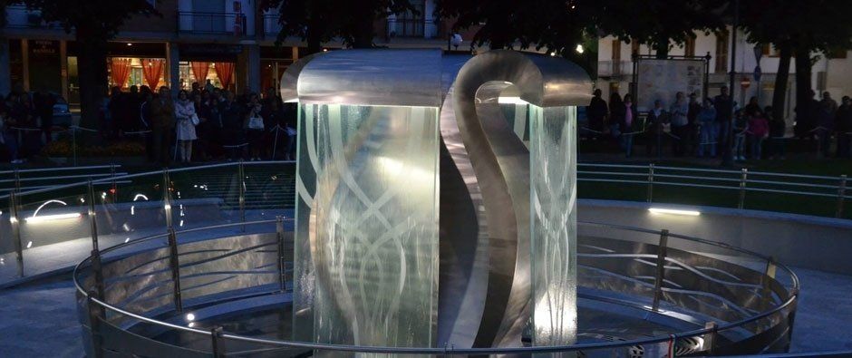 Fontana in metallo