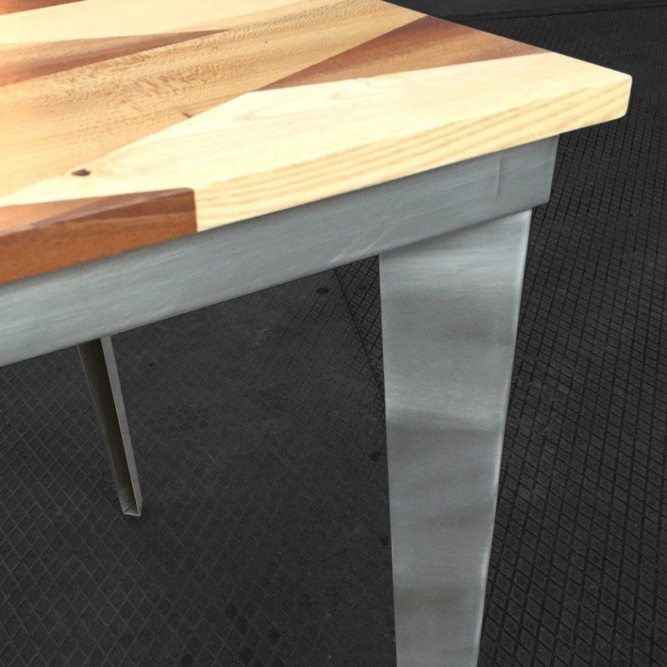 Tavolo legno e ferro