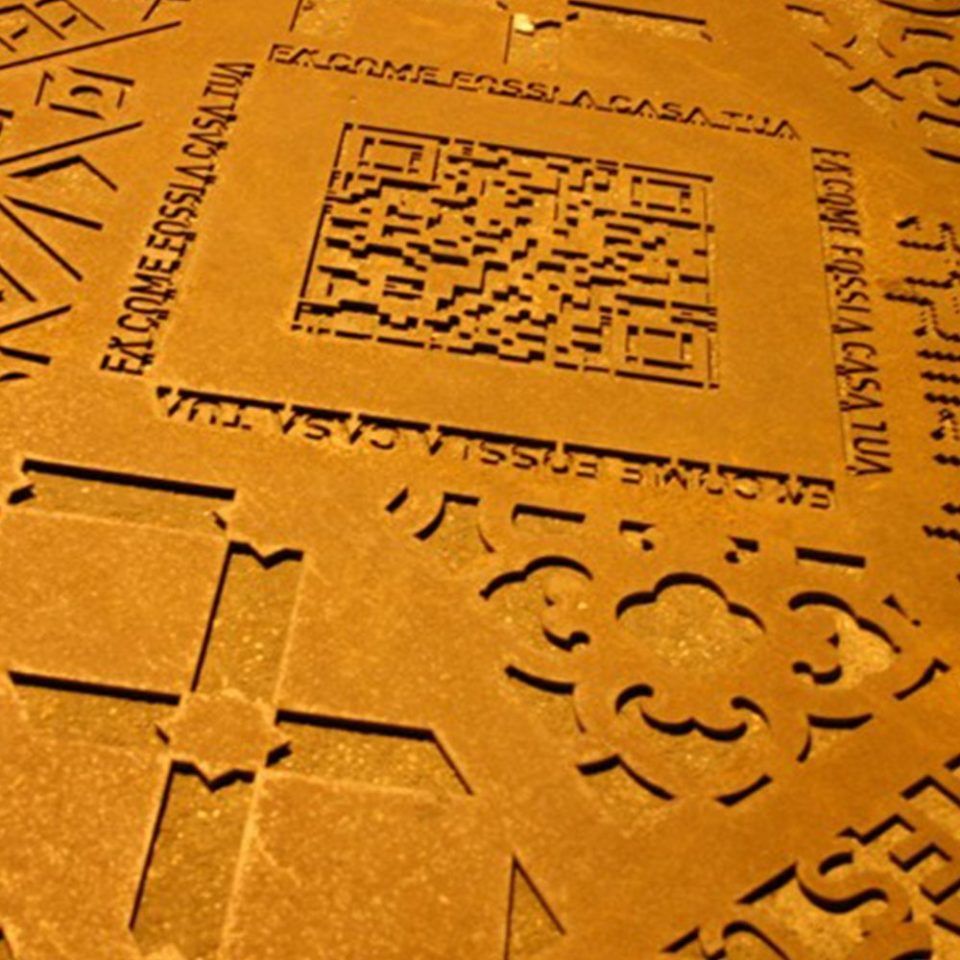 Decorazione di metallo