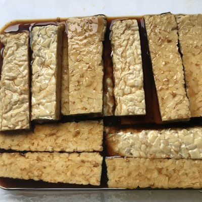 tempeh marinating
