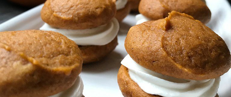 Pumpkin Whoopie Pies