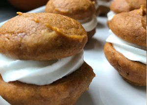 Pumpkin Whoopie Pies