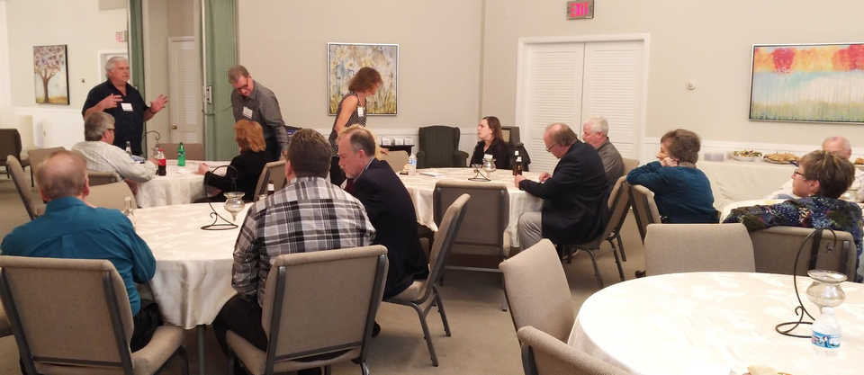 hales corners chamber of commerce meeting