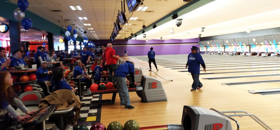 Schramka Attends MCC Bowl-a-Thon