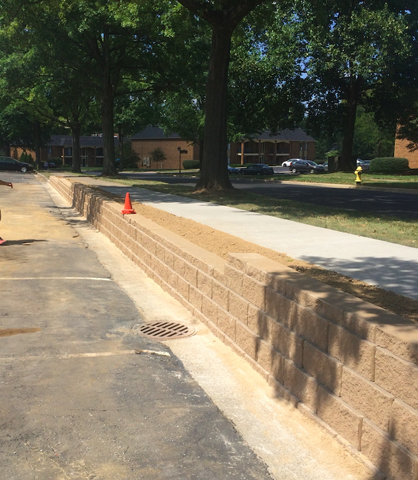 Road Concrete Walls | Louisville, KY | S & S Concrete Inc.