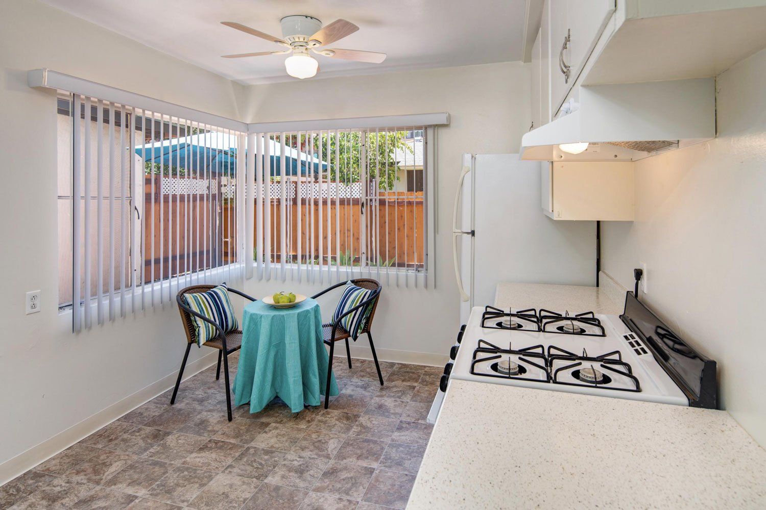 Kitchen | Sierra Verde Cottages