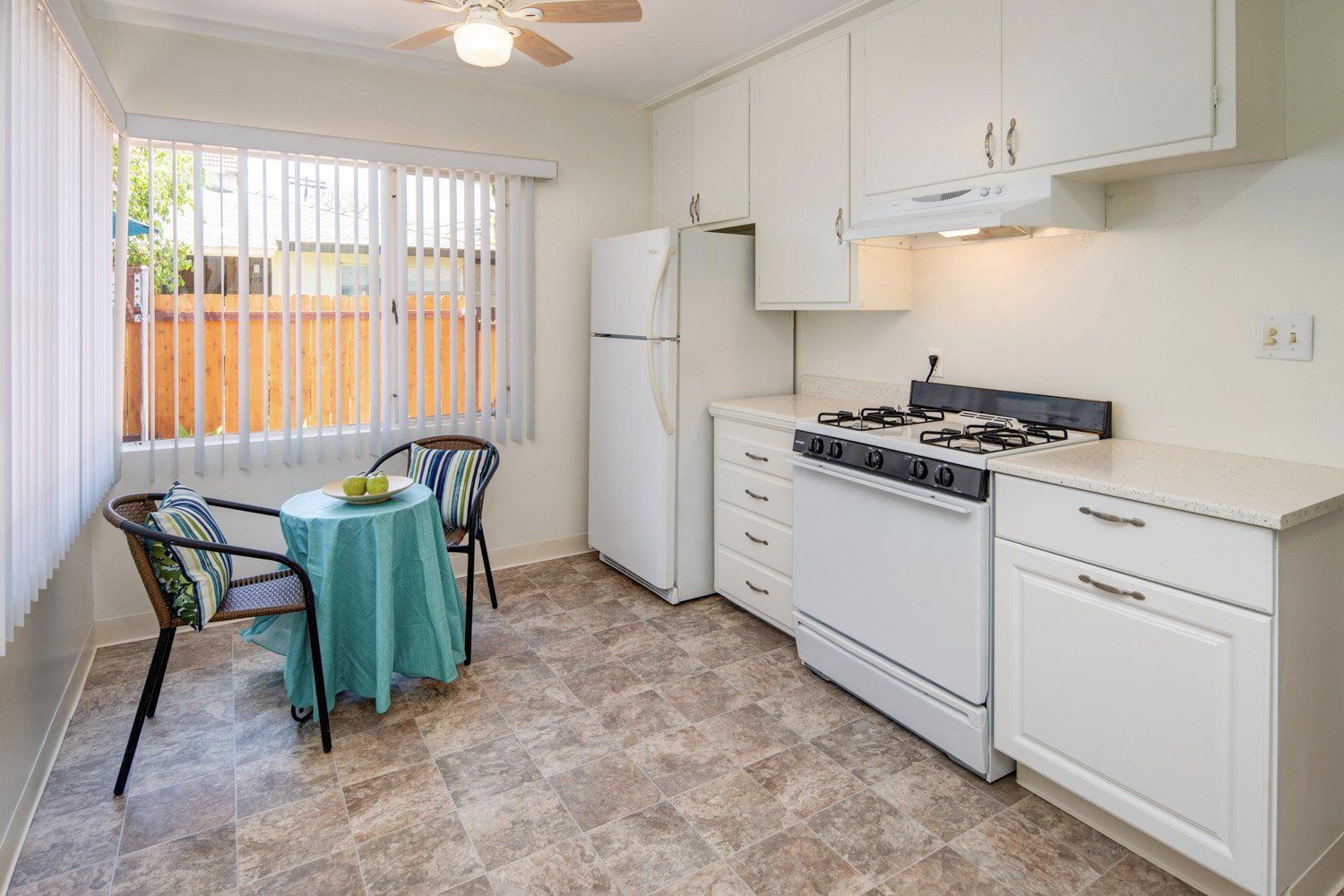 Kitchen | Sierra Verde Cottages