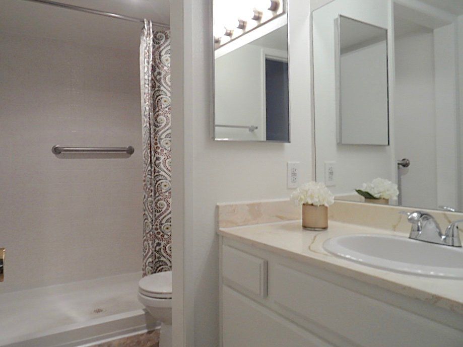 Bathroom | The Highlands