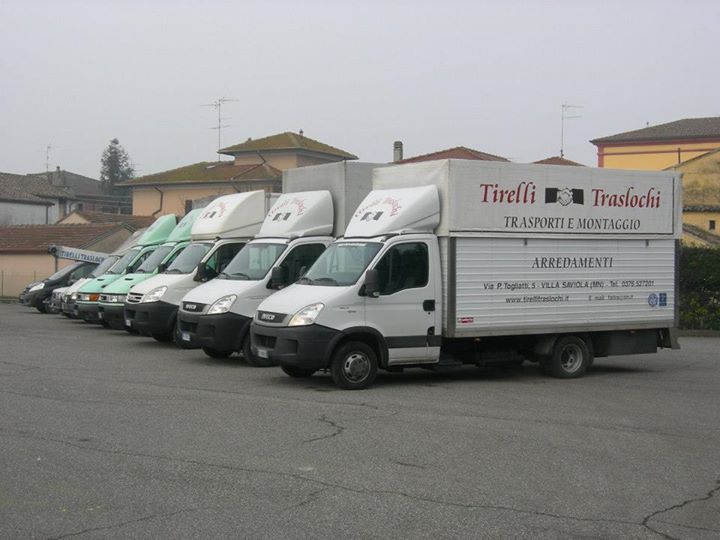 camion e furgoni per traslochi
