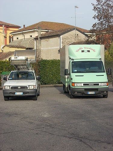 mezzi per traslochi