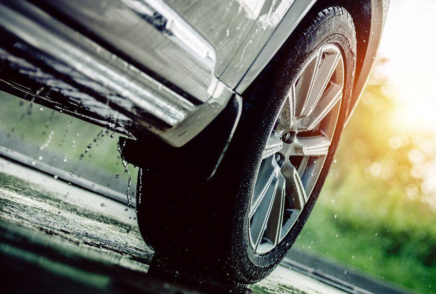 Tyres & exhausts