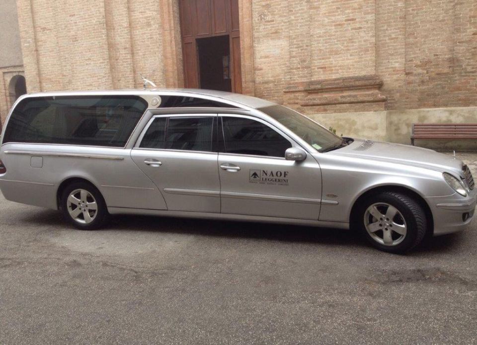 Carro funebre