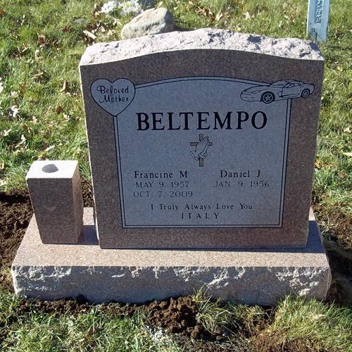 Beltempo North American Pink Granite Single Upright Vase Serp Top BRP Sides Polished 2