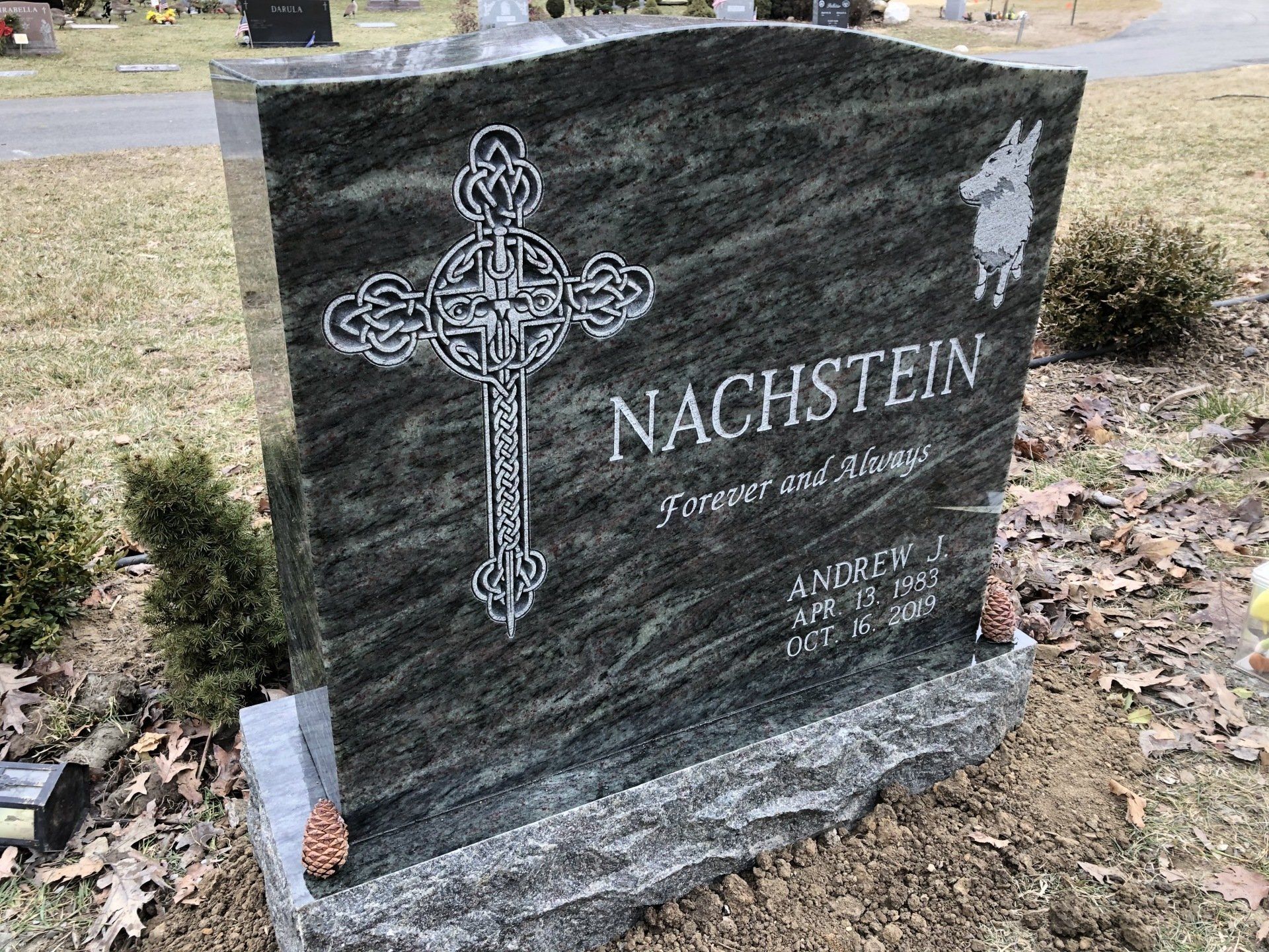 Nachstein Polished 5 Serp Top Double Wide Upright Die Skinfrosted Lettering Flat Carved Designs