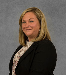 Lindsey Mayer - Elizabethtown property manager