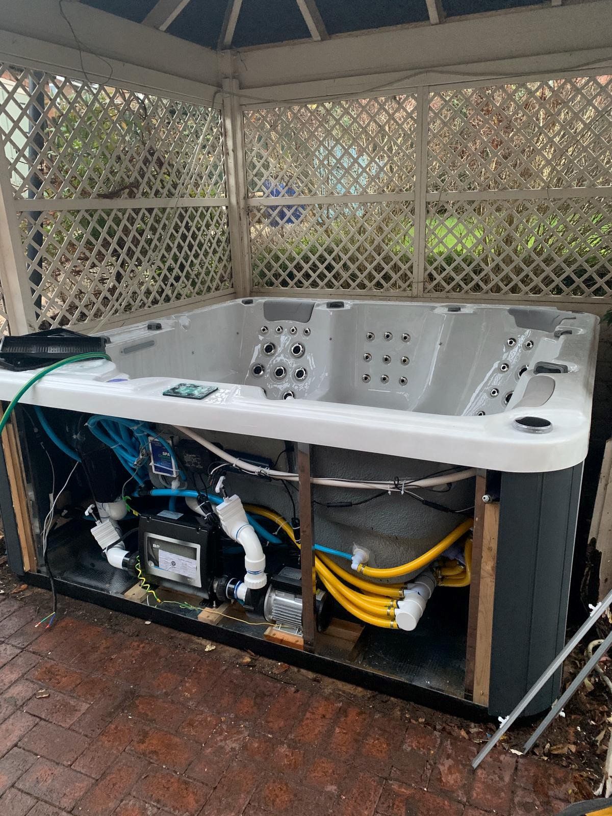Hot Tubs near me
