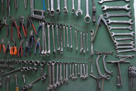 auto repair tools
