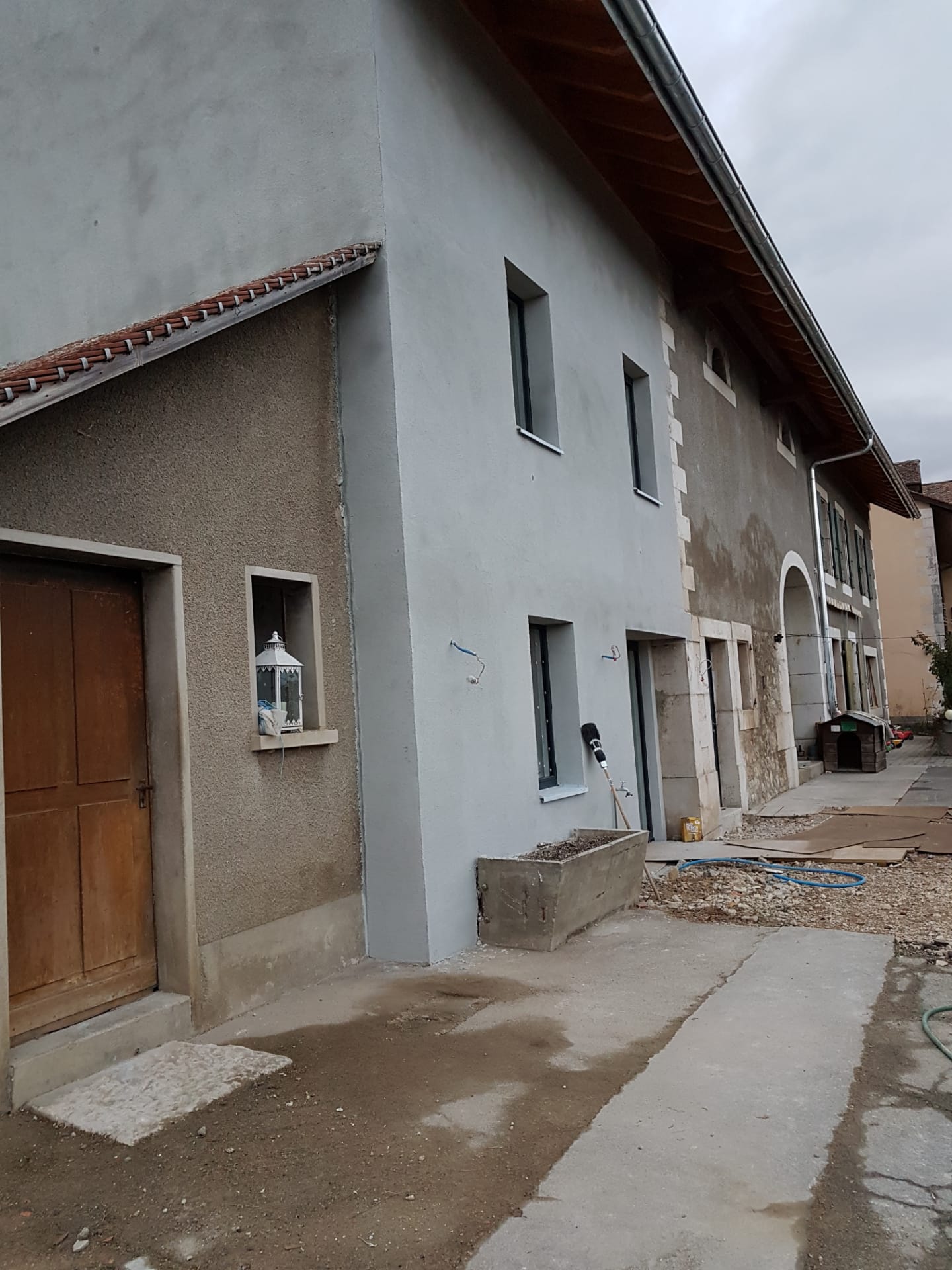 façade de maison repeinte