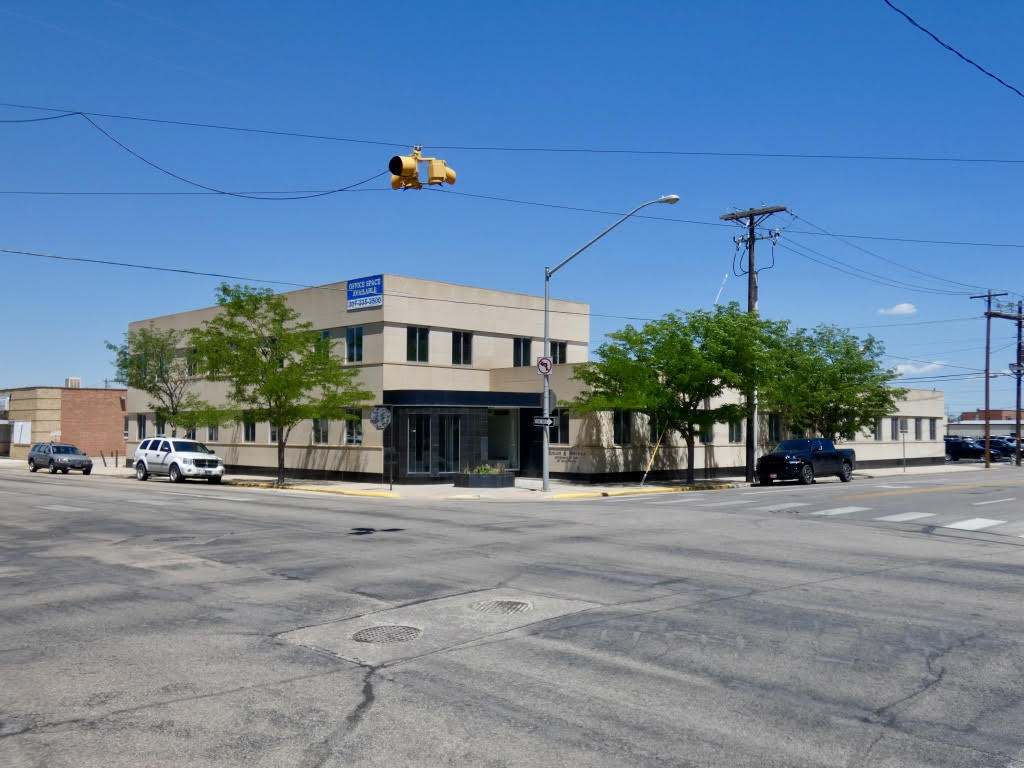 Exterior | Superior Oil Building