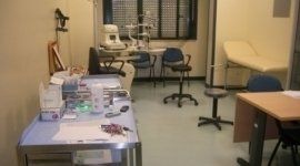 Interno dello studio prescrizione lenti solari, prescrizione lenti monofocali, prescrizione lenti multifocali