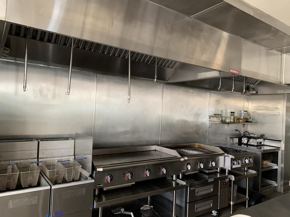 STAINLESS STEEL BACKSPLASH INSTALLATION
