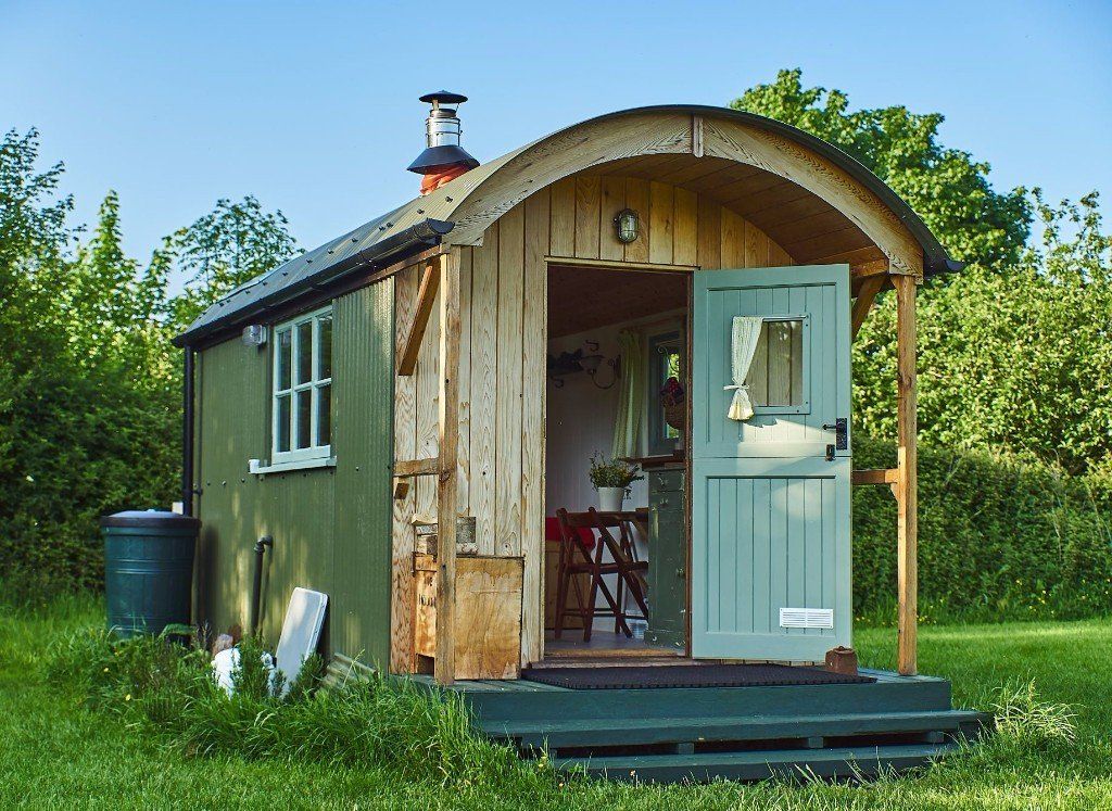 shepherds hut somerset holiday