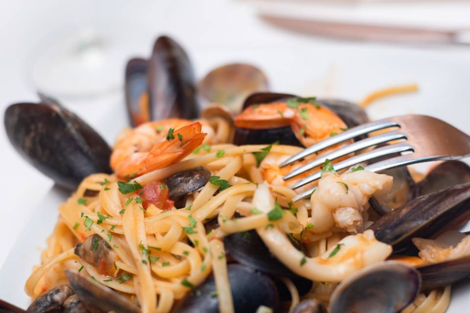 spaghetti cozze  e gamberi