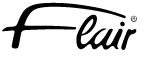 Das schwarze Logo der Marke „Flair“ ist in einer stilisierten, kursiven Schrift geschrieben.
