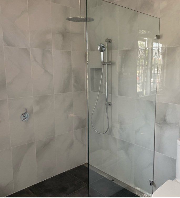clean glass shower