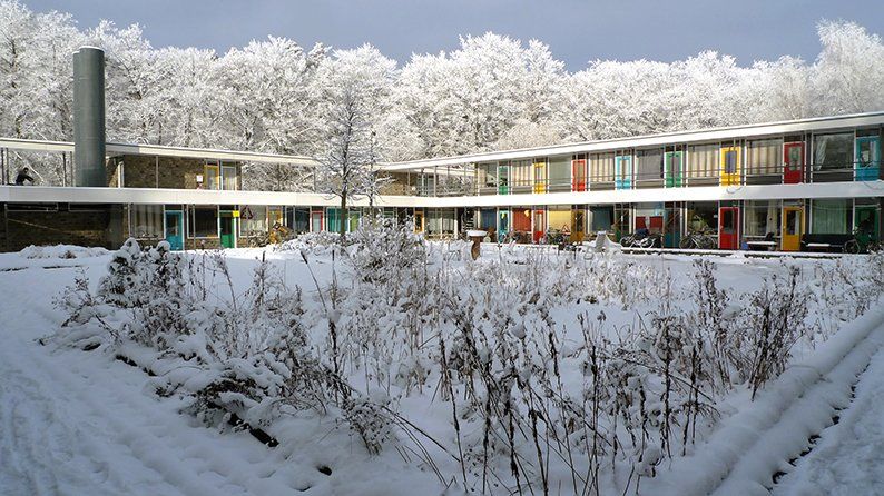 Patiocomplex Universiteit Twente. Herman Haan