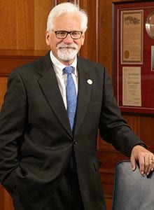 Douglas A. Lockwood, Attorney — Winter Haven, FL — Straughn & Turner, P.A. Douglas A. Lockwood, Attorney — Winter Haven, FL — Straughn & Turner, P.A.
