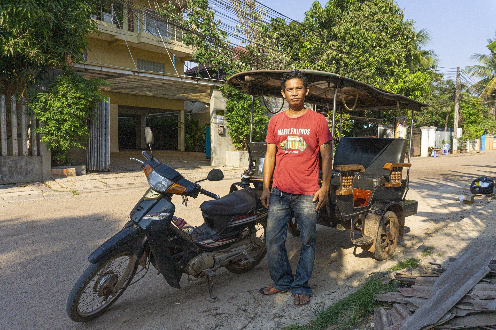 tuk tuk driver