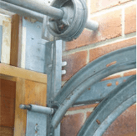 garage door lift apparatus