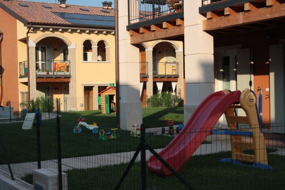 Giardino attrezzato nido privato