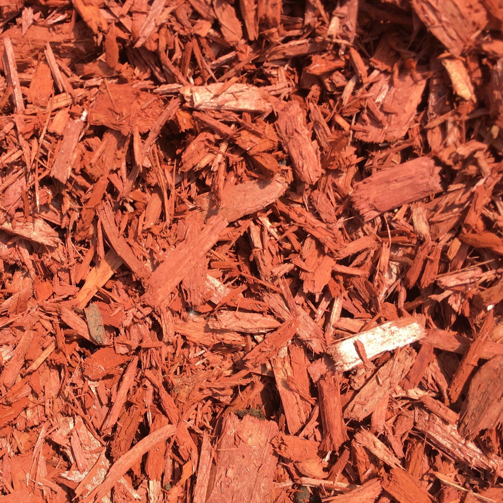 Red Chip Garden Mulch in Stamford, CT