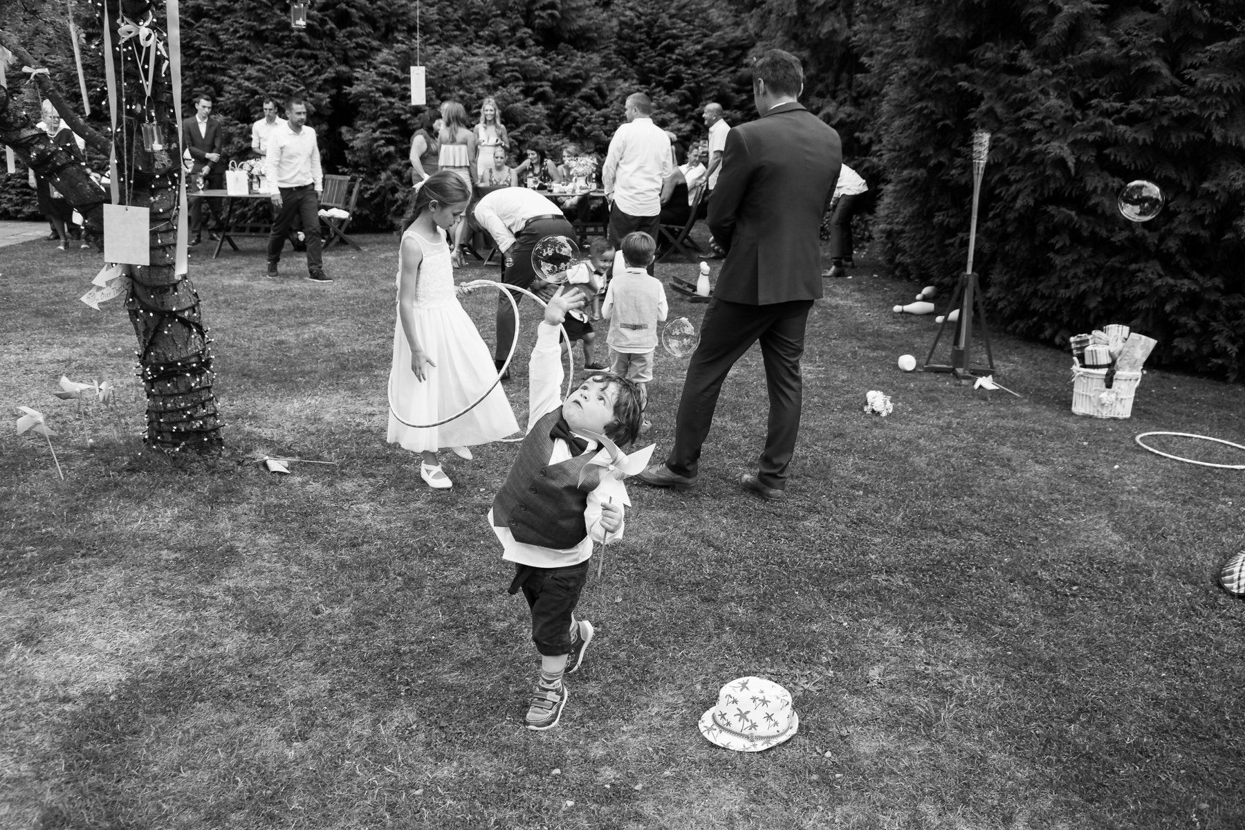 children at wedding
