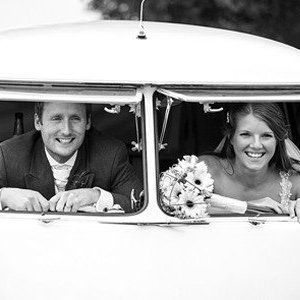 Kingscote barn weddings
