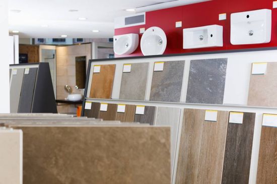 ampia selezione di materiali e accessori per il bagno