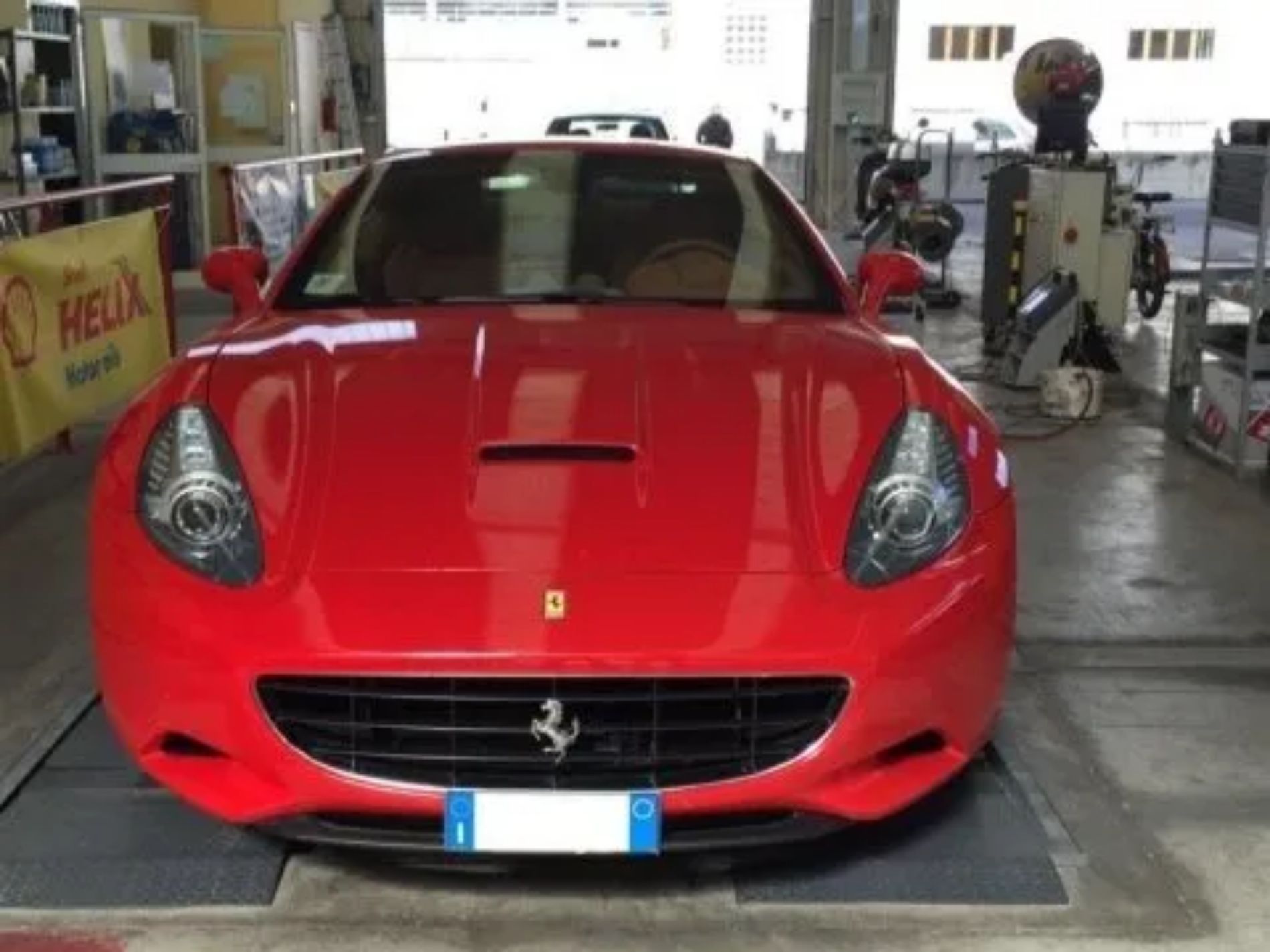 revisione ferrari