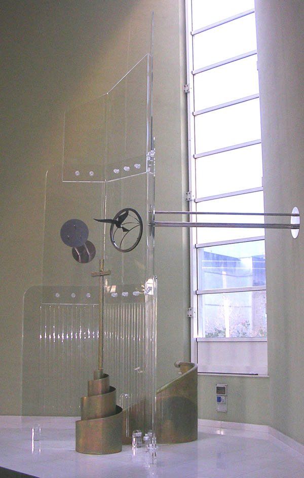 espositore per musei in plexiglass trasparente