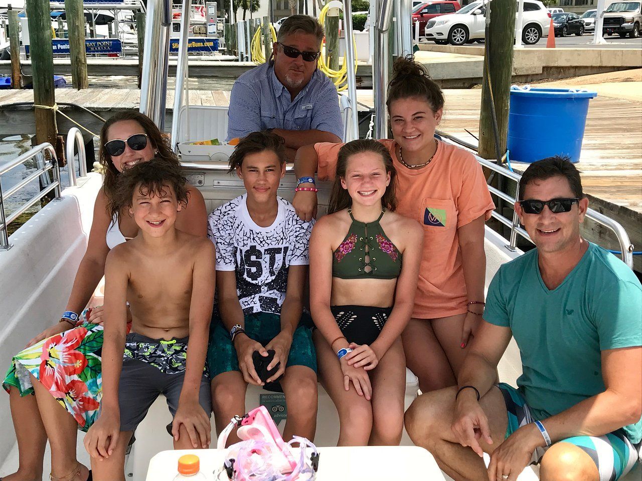 Osprey Charters Dolphin & Shell Island Signseeing tours