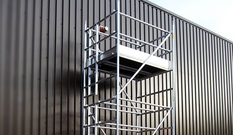 ALUMINIUM TOWERS & ACCESS EQUIPMENT