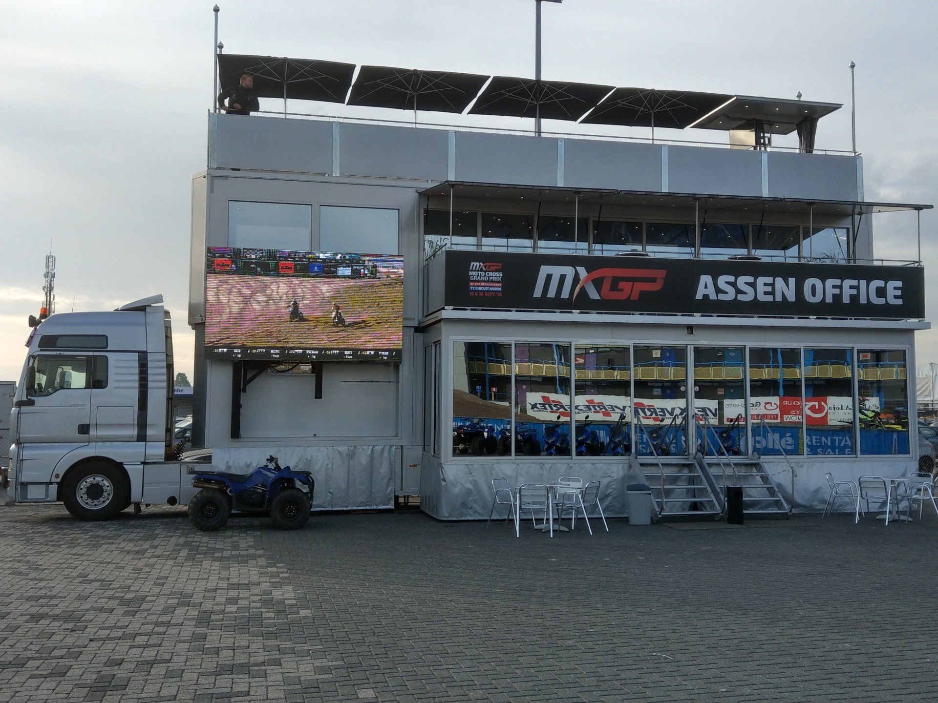 Hospitality unit