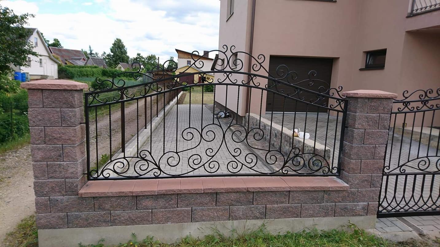 Vartai, tvoros