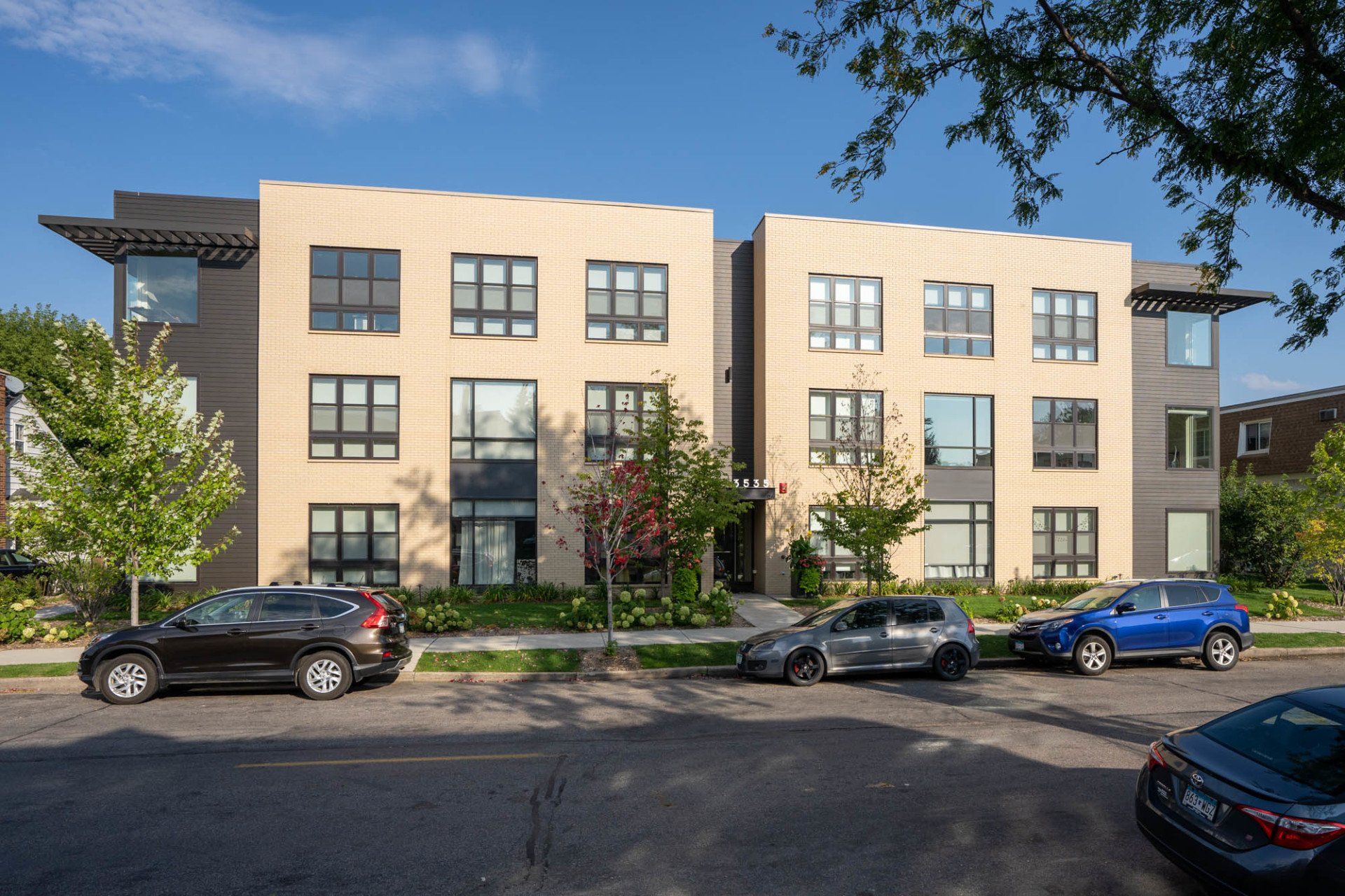3535 Grand