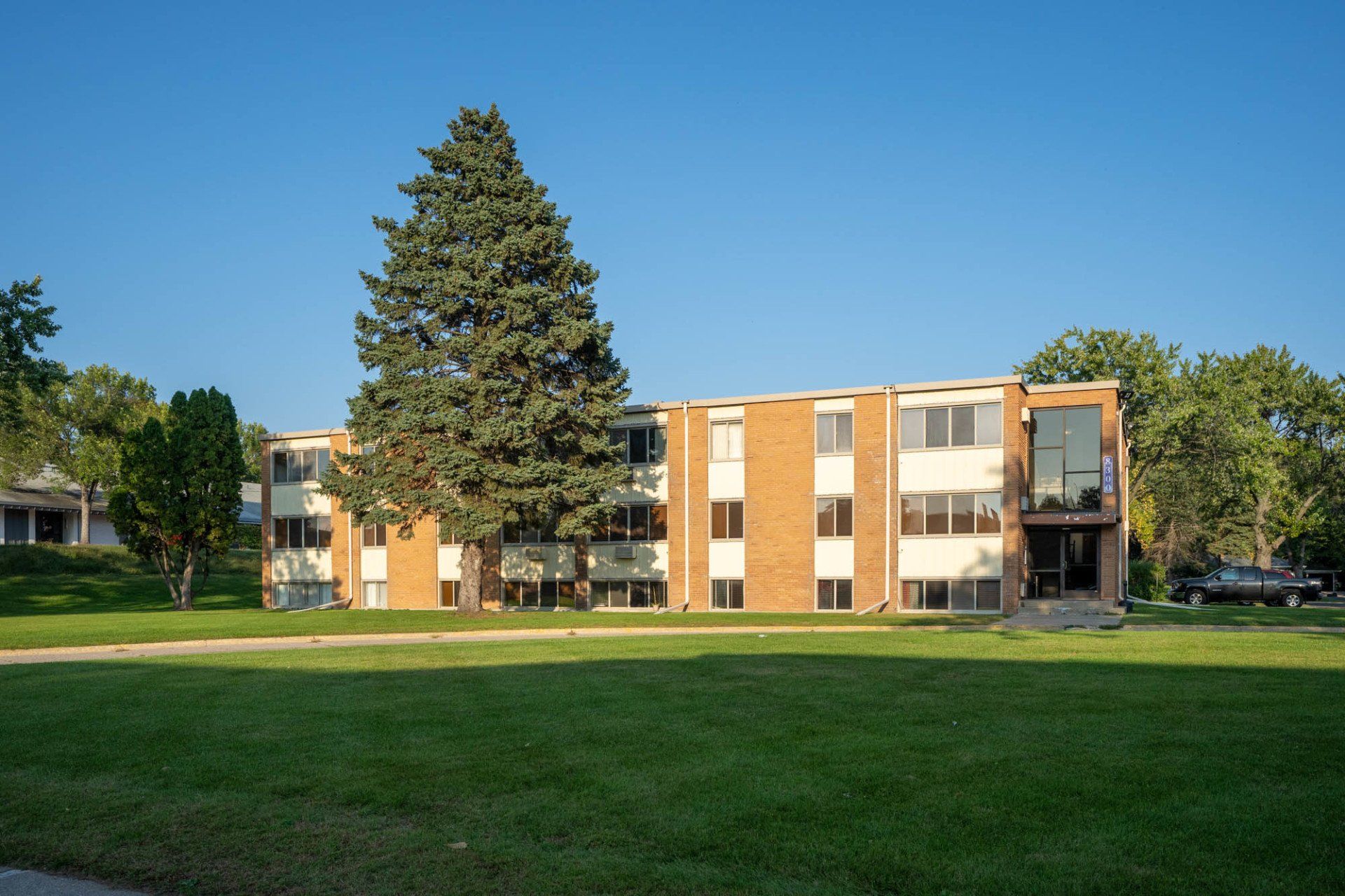 Fremont Court Apartments