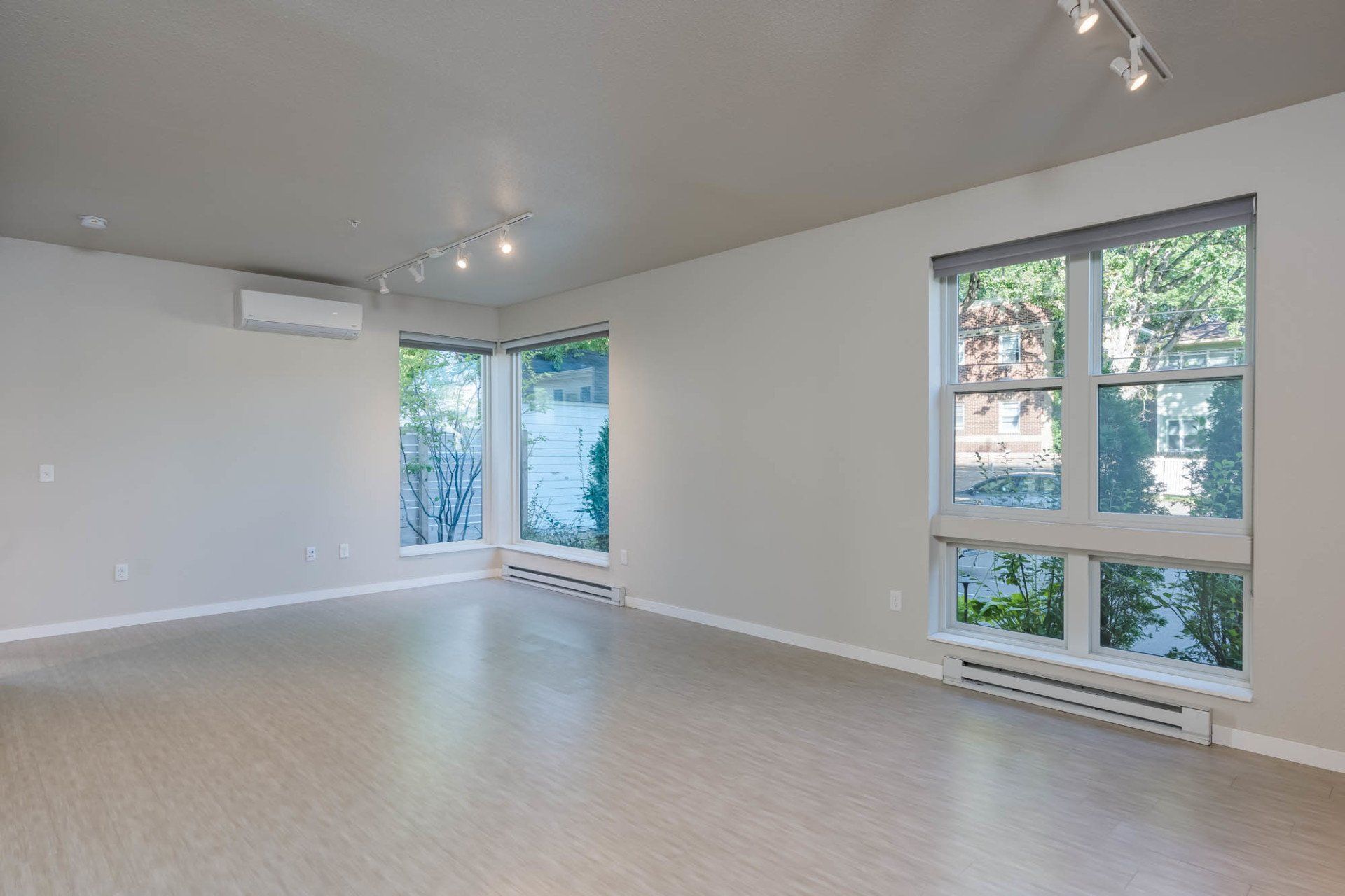 3535 Grand gallery