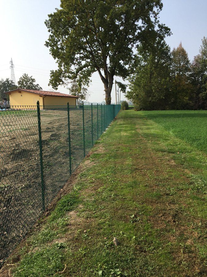 Recinzione in metallo per giardini