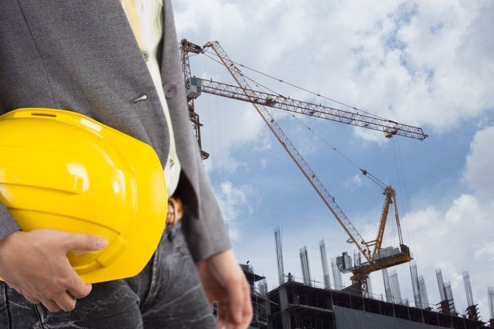 Professionista in cantiere
