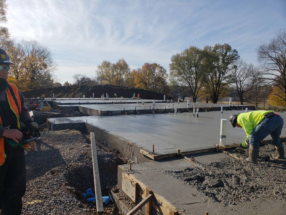 rei concrete job site